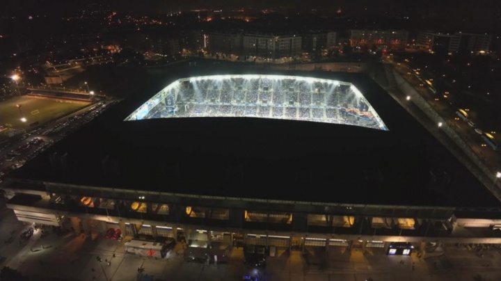 手决定, yid, 尼亚 手决定, yid, 尼亚